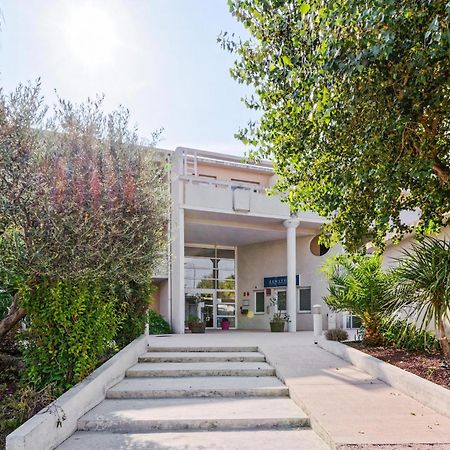 Comfort Aparthotel Six-Fours Six-Fours-les-Plages Εξωτερικό φωτογραφία